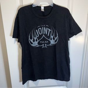 Hard Rock Tulsa Oklahoma The Joint Black unisex graphic T-shirt Shirt Size Large